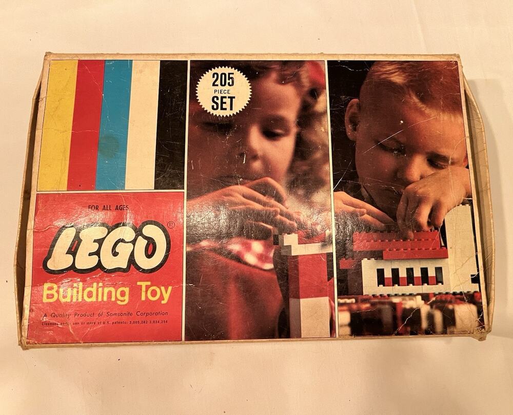 Vintage 1966 LEGO Building Toy No. 205 Starter Set in Org. Box 169 Pieces